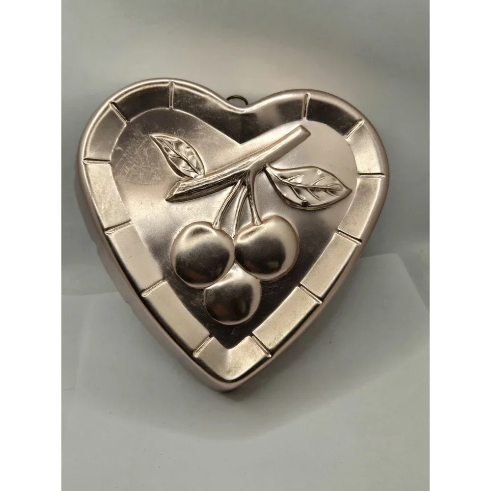 VINTAGE WEST BEND VALENTINE HEART WITH CHERRIES MOLD